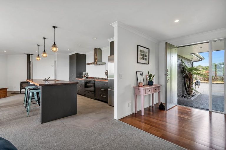 Photo of property in 169 Upper Pitone Road, Pitone, New Plymouth, 4374