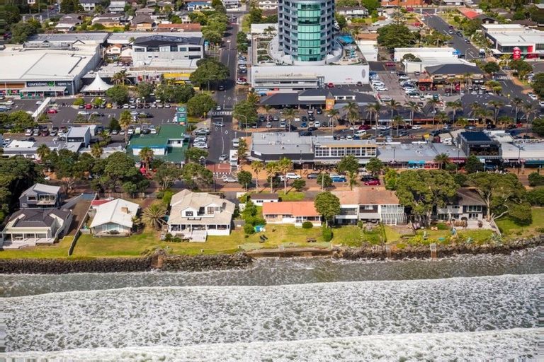 Photo of property in 305 Hibiscus Coast Highway, Orewa, 0931