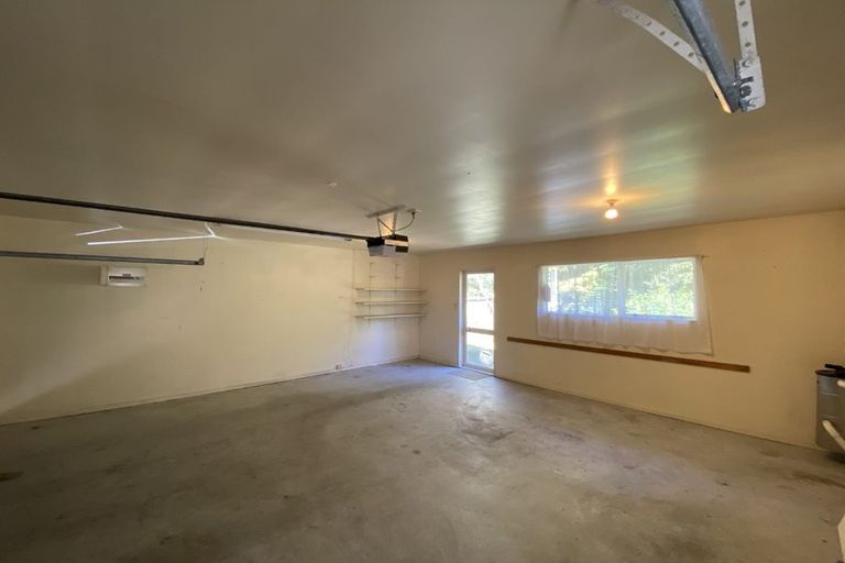 Photo of property in 19 Highbury Bypass, Birkenhead, Auckland, 0626