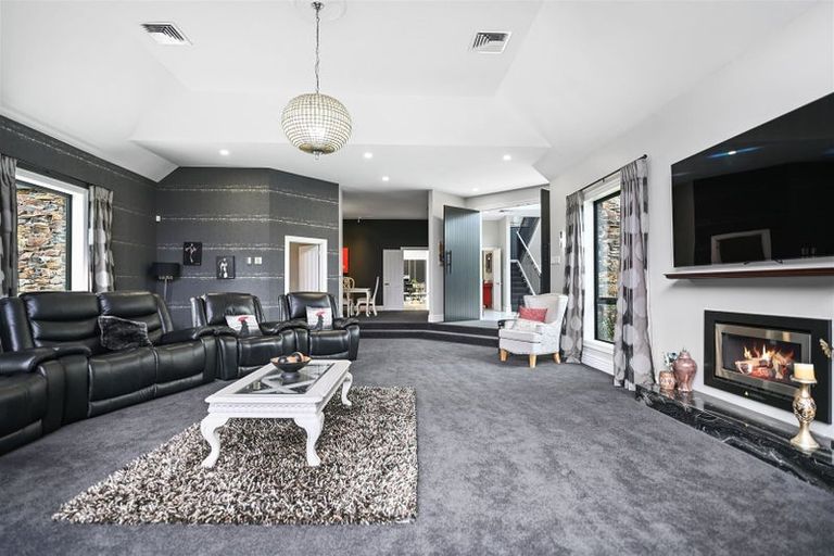 Photo of property in 127 Regent's Park Drive, Casebrook, Christchurch, 8051