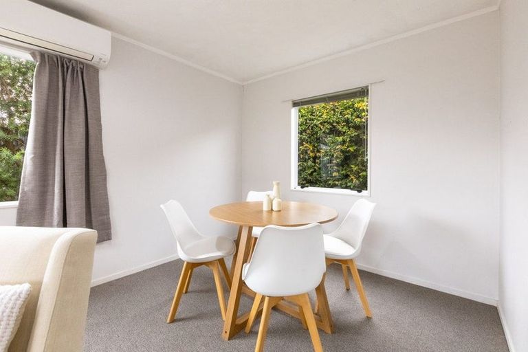 Photo of property in 6/55 Meeanee Road, Taradale, Napier, 4112