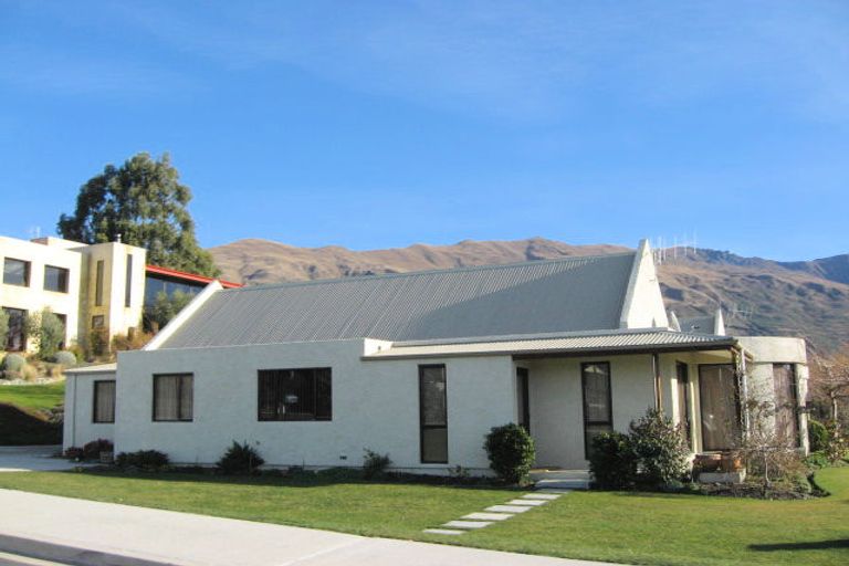 Photo of property in 181 Stone Street, Wanaka, 9305
