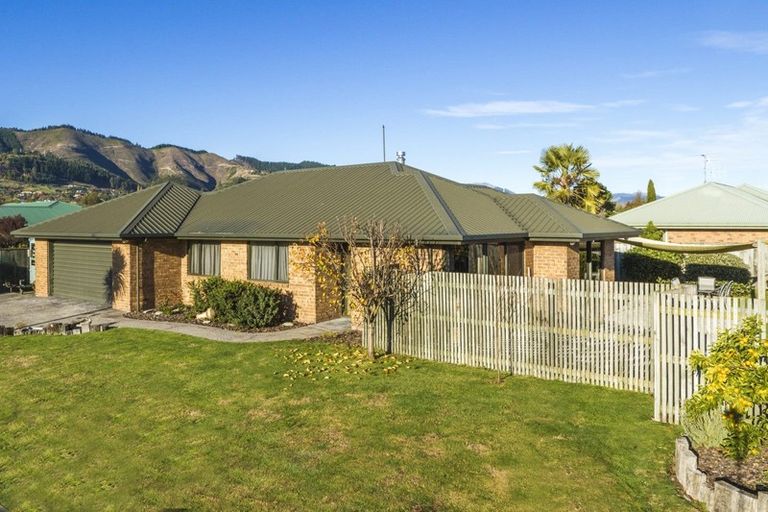 Photo of property in 18 Otia Drive, Richmond, 7020