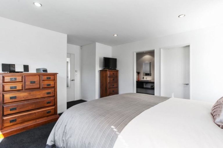 Photo of property in 28 Longspur Avenue, Wigram, Christchurch, 8025