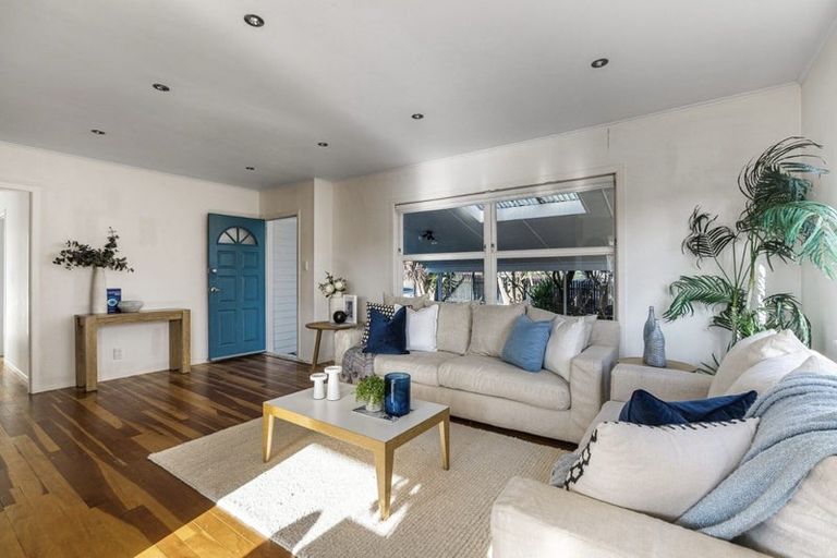 Photo of property in 115 Stanley Road, Glenfield, Auckland, 0629