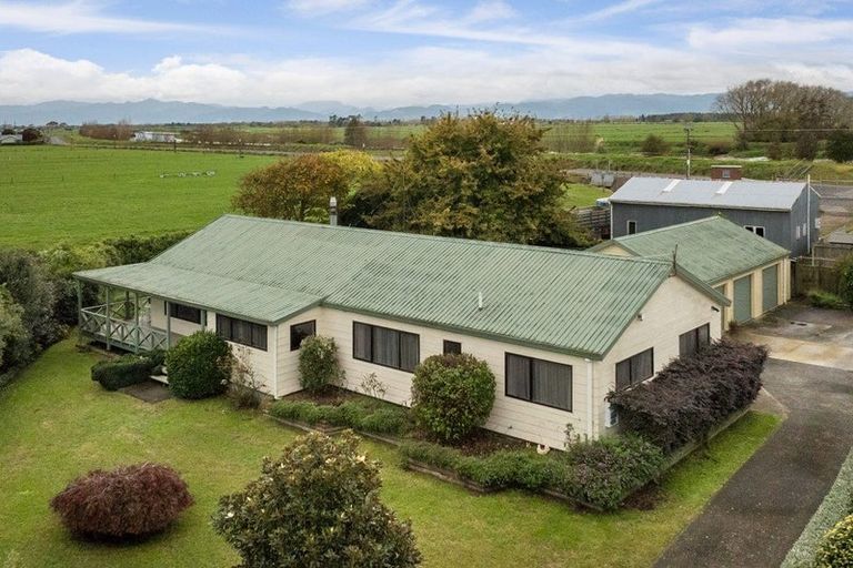 Photo of property in 9 Mcclean Place, Ngatea, 3503