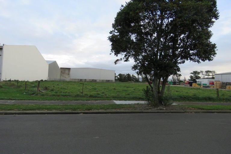 Photo of property in 54 Main Road North, Geraldine, 7992