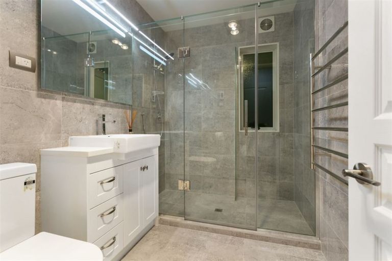 Photo of property in 64 English Oak Drive, Schnapper Rock, Auckland, 0632