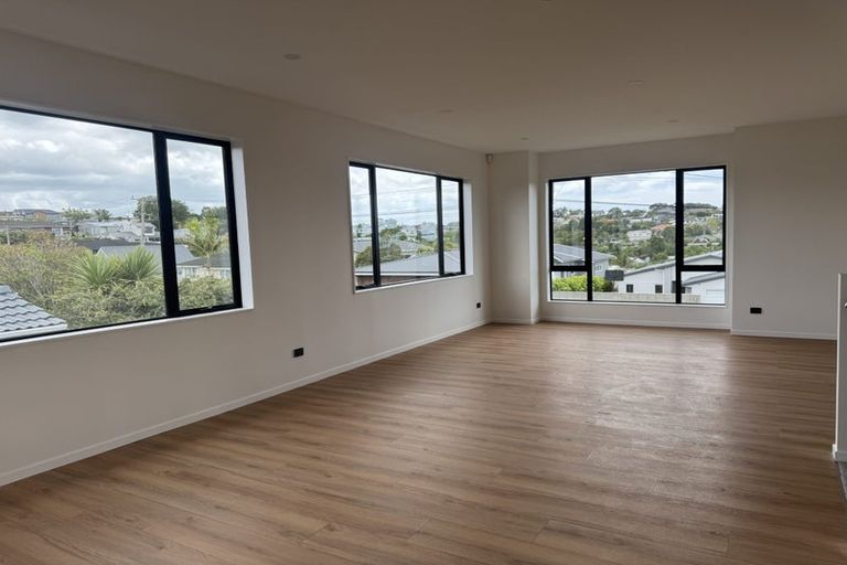 Photo of property in 13a Rock Isle Road, Torbay, Auckland, 0630