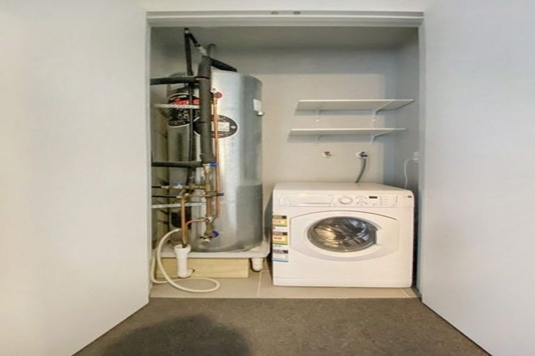 Photo of property in Detroit Apartments, 208/181u Tasman Street, Mount Cook, Wellington, 6021