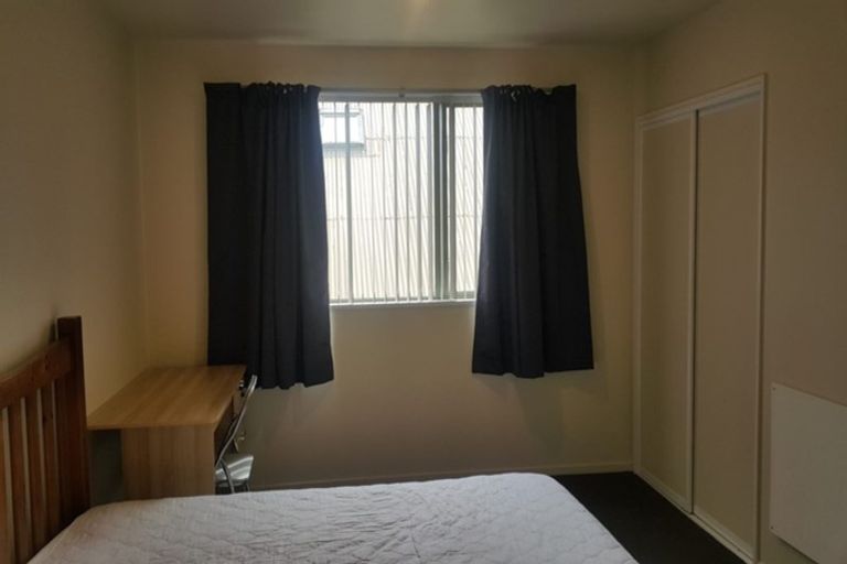 Photo of property in 100 Rattray Street, Riccarton, Christchurch, 8041