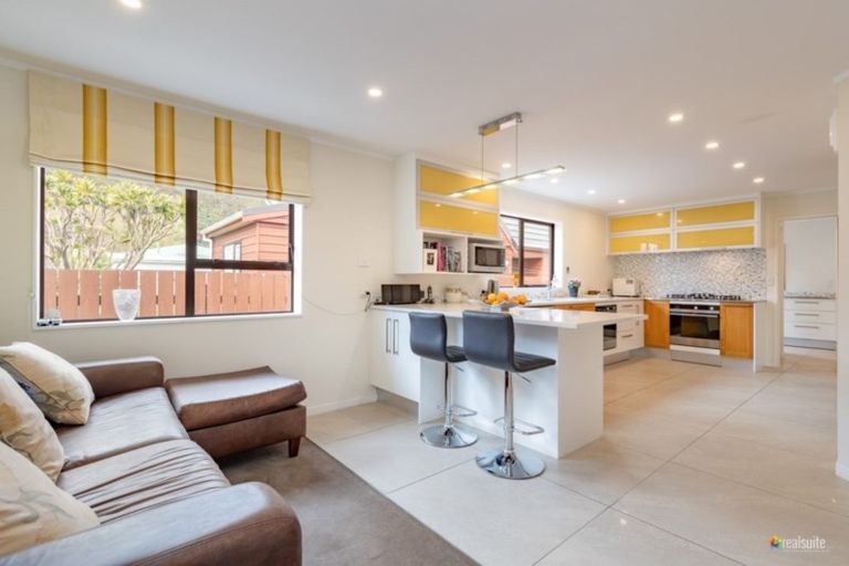 Photo of property in 2/28 Rossiter Avenue, Waterloo, Lower Hutt, 5011