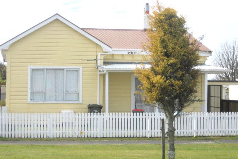 Photo of property in 16 Juliet Street, Stratford, 4332