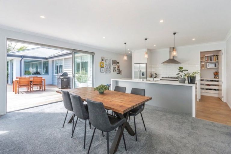 Photo of property in 80 Cairnbrae Drive, Prebbleton, 7604