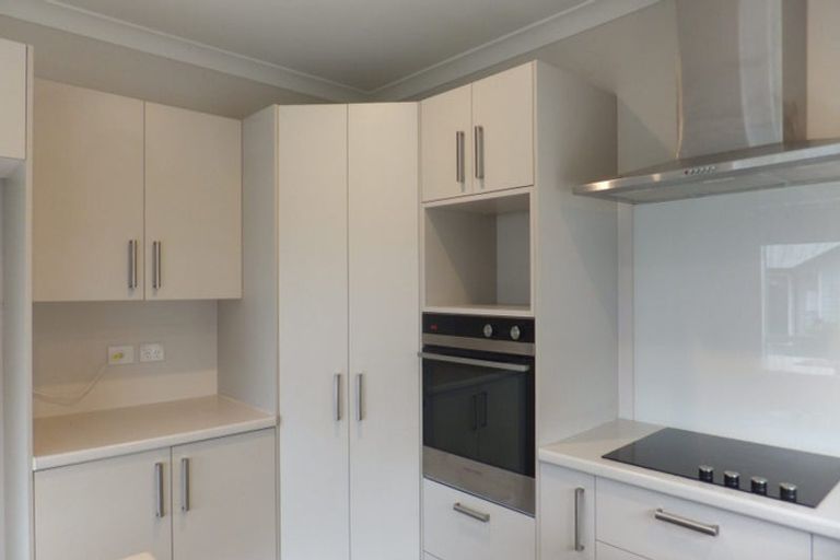 Photo of property in Maltworks Villas, 52/60 Port Hills Road, Heathcote Valley, Christchurch, 8022