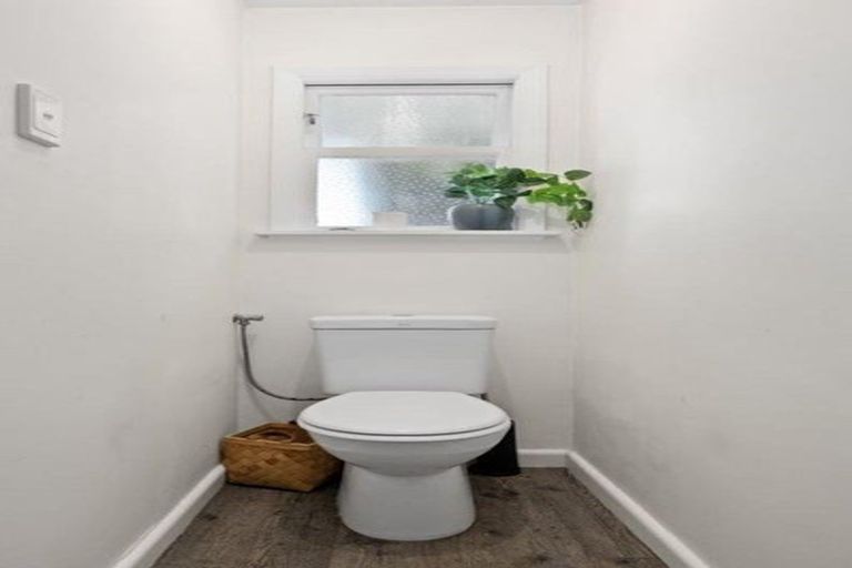 Photo of property in 2/99b Totara Street, Fendalton, Christchurch, 8041