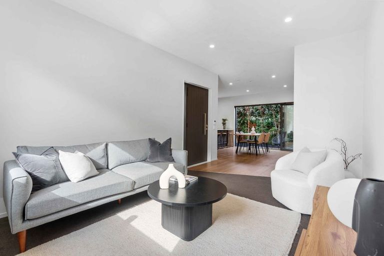 Photo of property in 21b Chippendale Crescent, Birkdale, Auckland, 0626