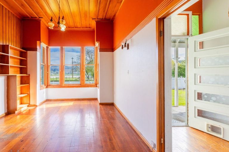 Photo of property in 19 Rochfort Street, Otane, 4202