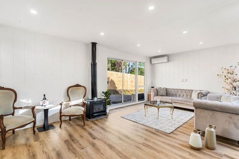 Photo of property in 1/8 Wilbur Place, Pakuranga Heights, Auckland, 2010