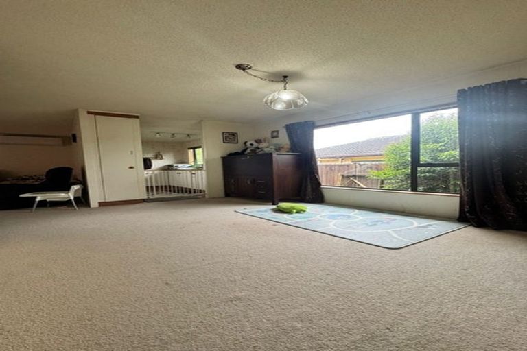 Photo of property in 8 Dreadon Avenue, Papatoetoe, Auckland, 2025