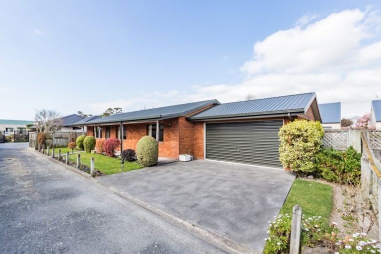 Photo of property in 83 Hoon Hay Road, Hoon Hay, Christchurch, 8025