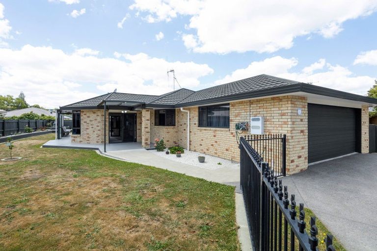 Photo of property in 26 Antrim Place, Nawton, Hamilton, 3200