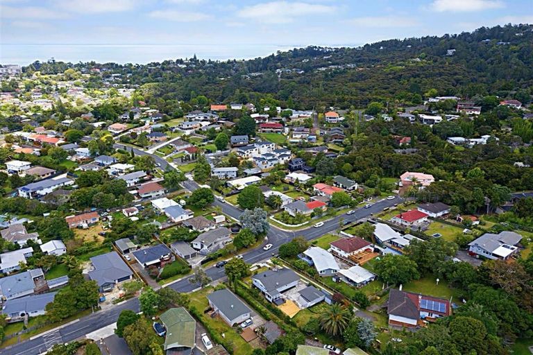 Photo of property in 60 Hilling Street, Titirangi, Auckland, 0604