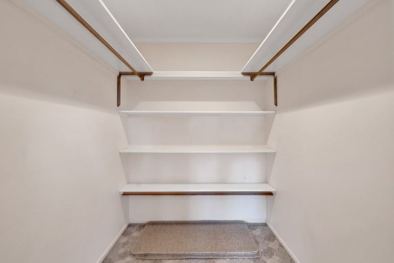 Photo of property in 37 Pembroke Road East, Stratford, 4332