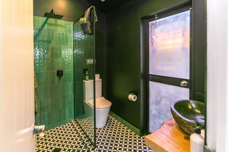 Photo of property in 5 Rewa Rewa Valley, Tairua, 3508