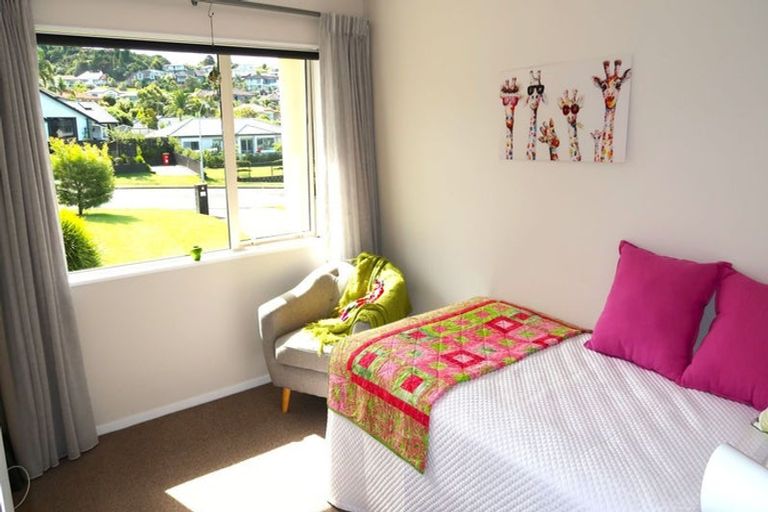 Photo of property in 3 Grovenor Drive, Orewa, 0931