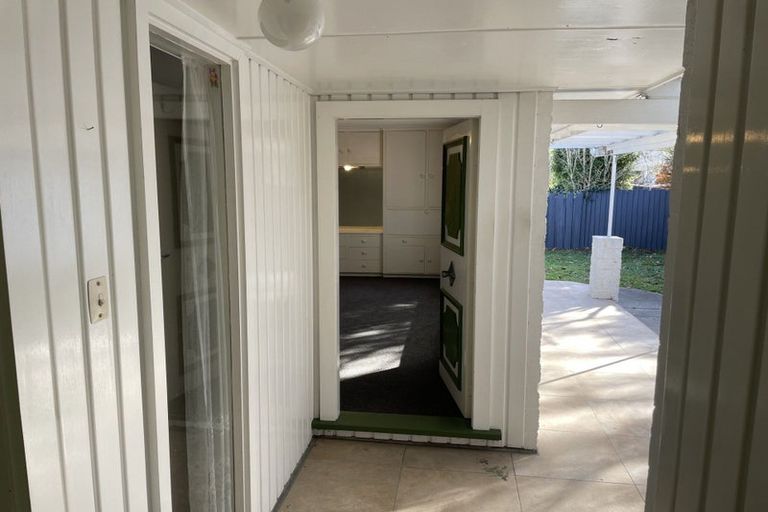 Photo of property in 17 Oakfield Street, Burnside, Christchurch, 8053