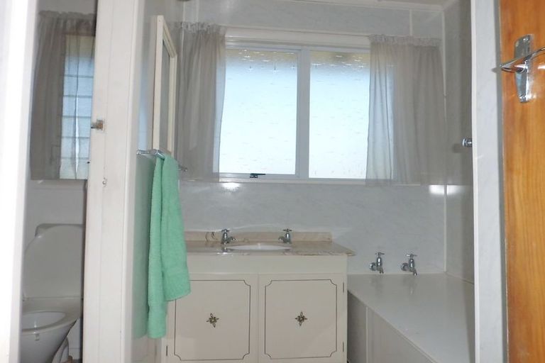 Photo of property in 65 Douglas Street, Highfield, Timaru, 7910