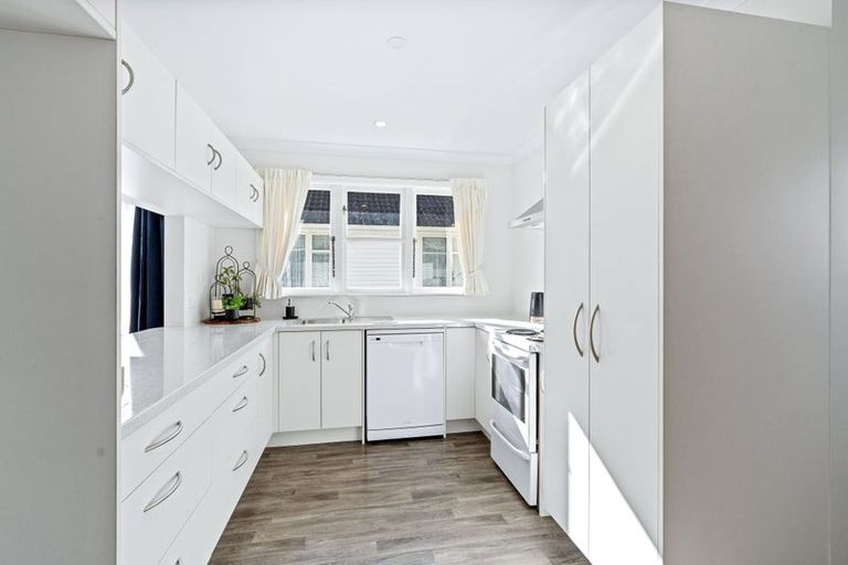 Photo of property in 20 Gardener Street, Levin, 5510
