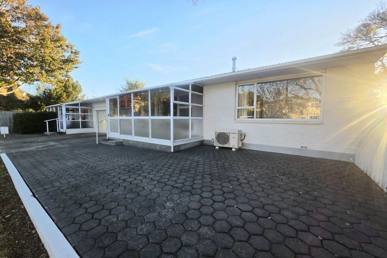 Photo of property in 2/2 Parklands Drive, Huntsbury, Christchurch, 8022