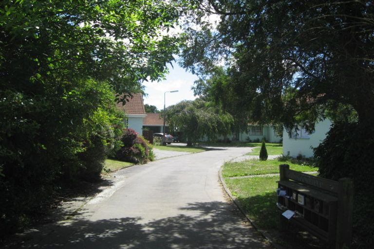 Photo of property in 90 Vanguard Drive, Broomfield, Christchurch, 8042