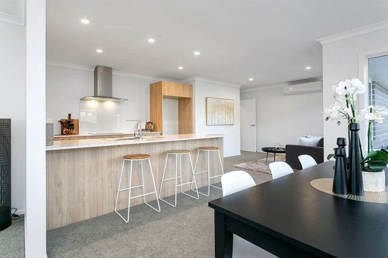 Photo of property in 24 Ruru Street, Cambridge, 3434