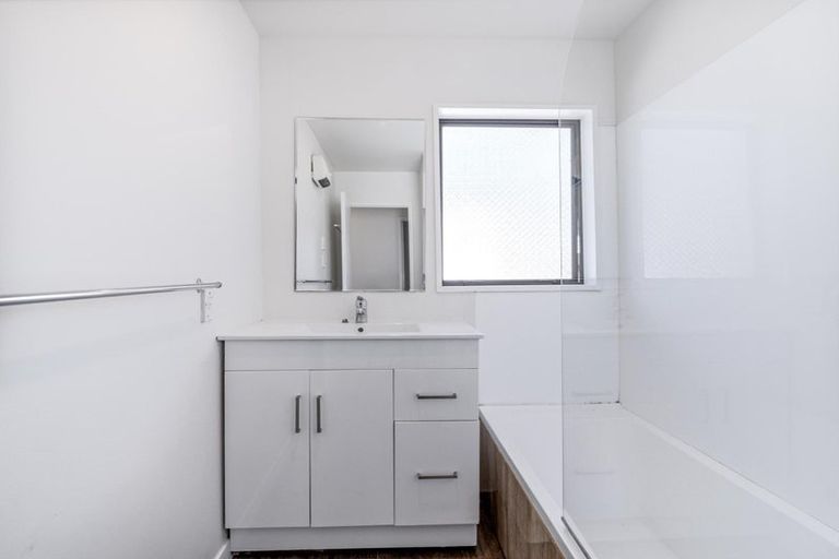 Photo of property in 487 Pages Road, Bexley, Christchurch, 8061