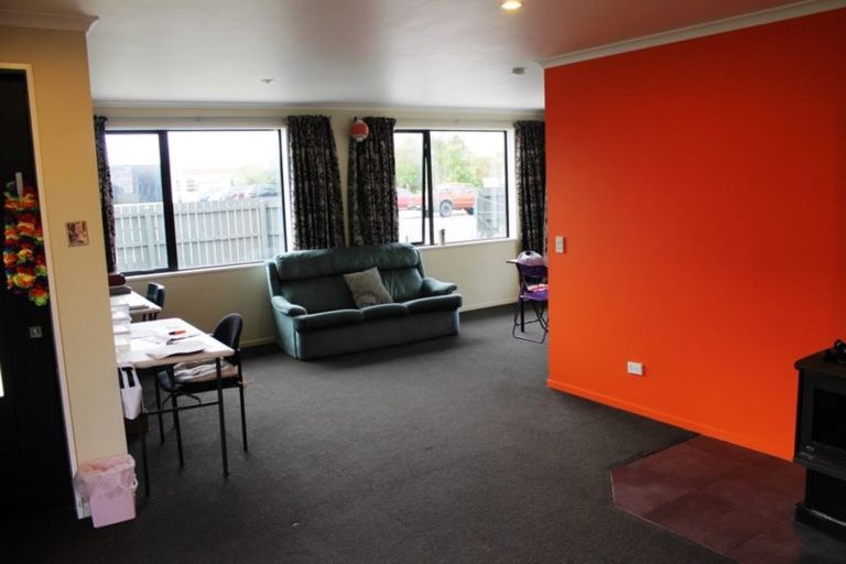 Photo of property in 44 Derby Street, Westport, 7825