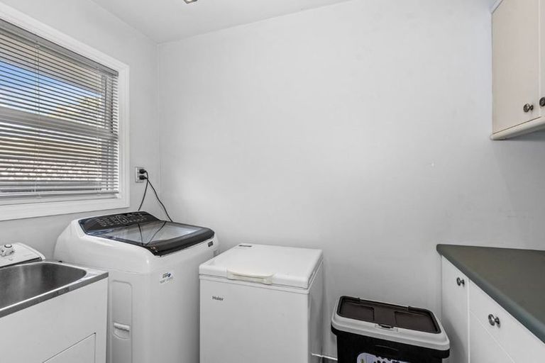 Photo of property in 20 Oriana Crescent, Hornby, Christchurch, 8042