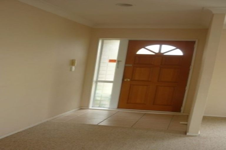 Photo of property in 23a Martin Jugum Lane, Ranui, Auckland, 0612