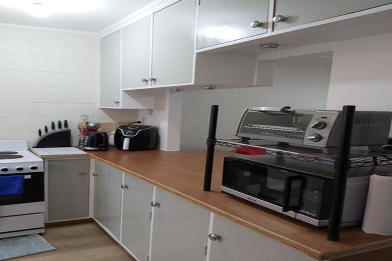Photo of property in 15 Raewyn Street, Morningside, Whangarei, 0110