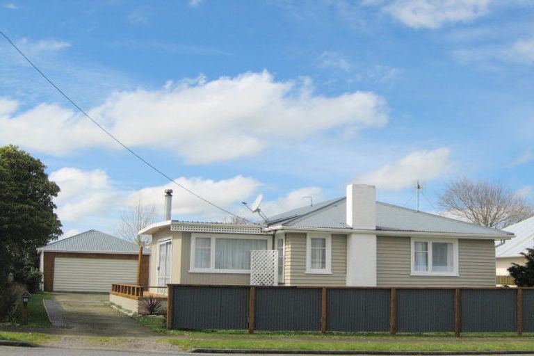 Photo of property in 140 Miranda Street, Stratford, 4332