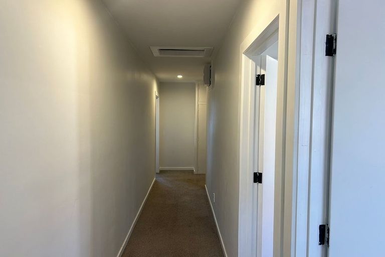 Photo of property in 14 Shaftesbury Street, Avonhead, Christchurch, 8042