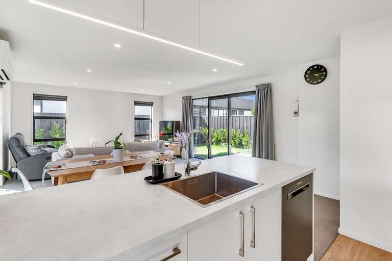 Photo of property in 4 Hayshed Street, Rolleston, 7614