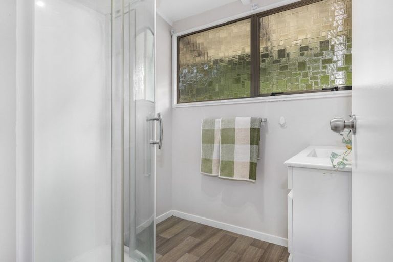 Photo of property in 25 Solander Place, Whitby, Porirua, 5024