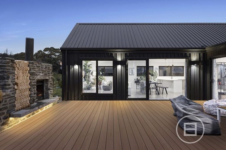 Photo of property in 45 Peregrine Falcon Road, Mount Creighton, Queenstown, 9371