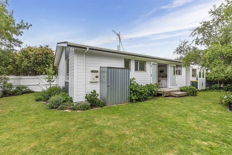 Photo of property in 41a Hicks Close, Whitby, Porirua, 5024