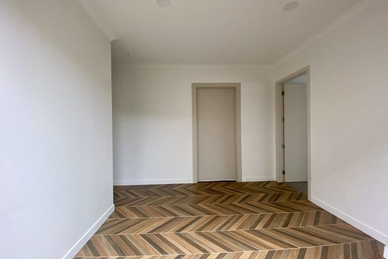 Photo of property in 16 Cloonlyon Drive, Flat Bush, Auckland, 2019