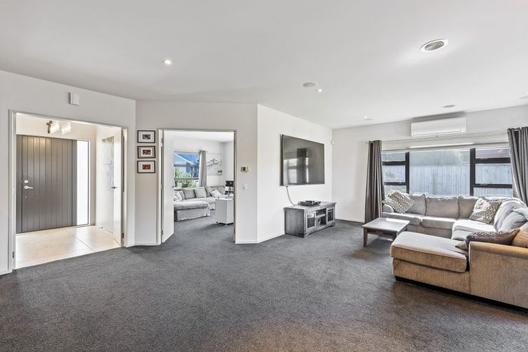 Photo of property in 69 Kotuku Drive, Paraparaumu Beach, Paraparaumu, 5032