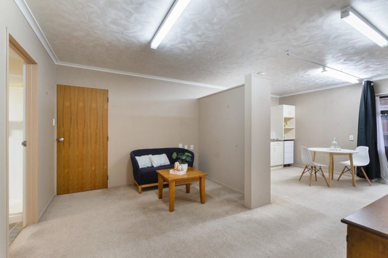 Photo of property in 144 Victoria Avenue, Hokowhitu, Palmerston North, 4410